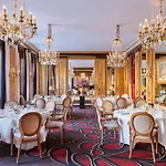 Fouquet's Hotel
