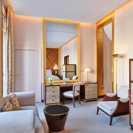 Hotel Fouquet's Parigi