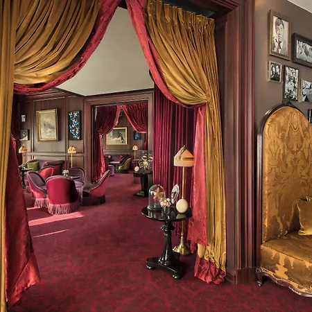 Hotel Fouquet's Parigi