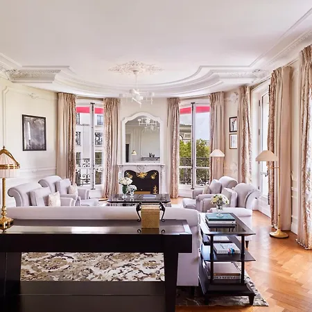 Fouquet's Hotel 5*