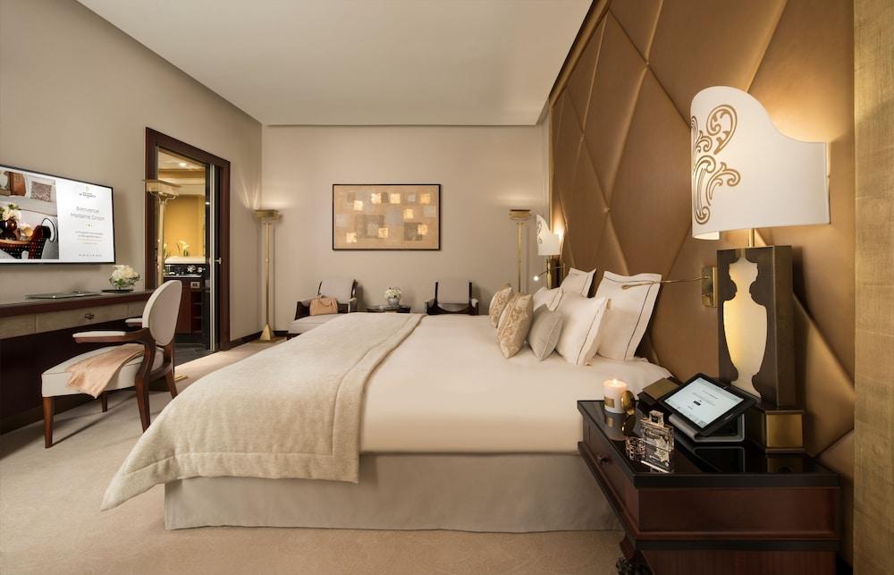 Barriere Fouquet's Hotel Paris