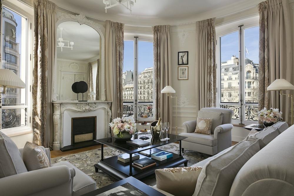 Barriere Fouquet's Paris